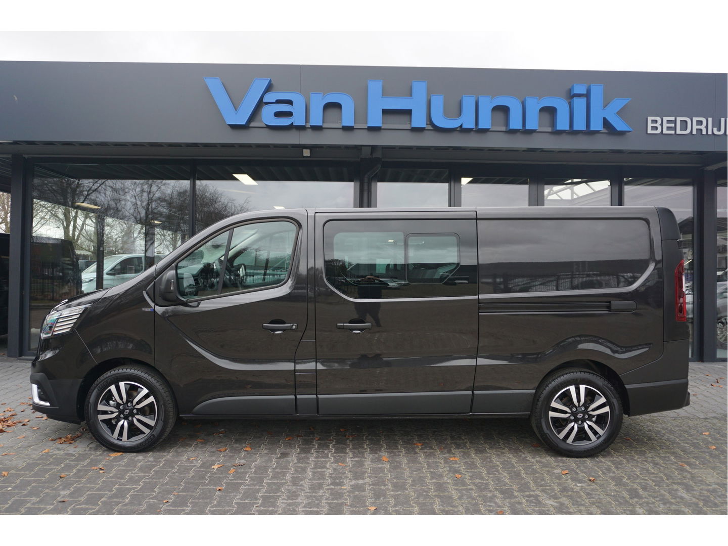 Renault Trafic 170PK L2H1 DC EDC AUT BPM VRIJ!! Navi,  Climate, Cruise, LED, 17" LM!! NR. 609