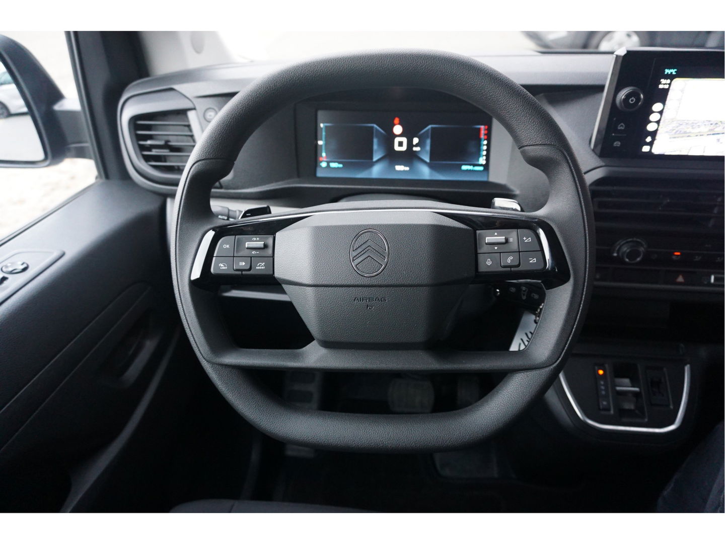 Citroën Jumpy 2.0D 180PK EAT8 Aut L3H1 Dubbel Cabine BPM VRIJ!! Apple CP / Android A, Camera, Airco, 17" LM Velgen!! Nr. B01*