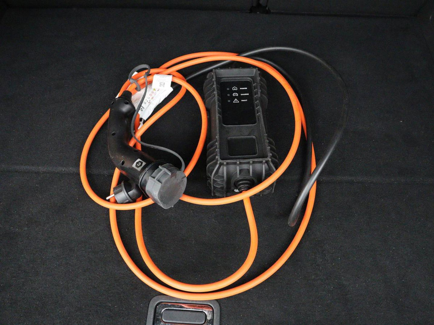 Opel Grandland X 1.6 Turbo Hybrid Business Edition | SOH 95% | Trekhaak | Navigatie | Carplay | Parkeerhulp | Full LED | Cruise control | Bluetooth | Climate control | PHEV | Plug In