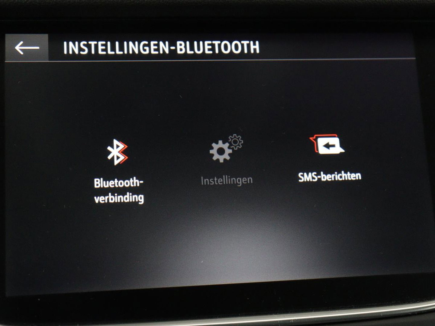 Opel Grandland X 1.6 Turbo Hybrid Business Edition | SOH 95% | Trekhaak | Navigatie | Carplay | Parkeerhulp | Full LED | Cruise control | Bluetooth | Climate control | PHEV | Plug In