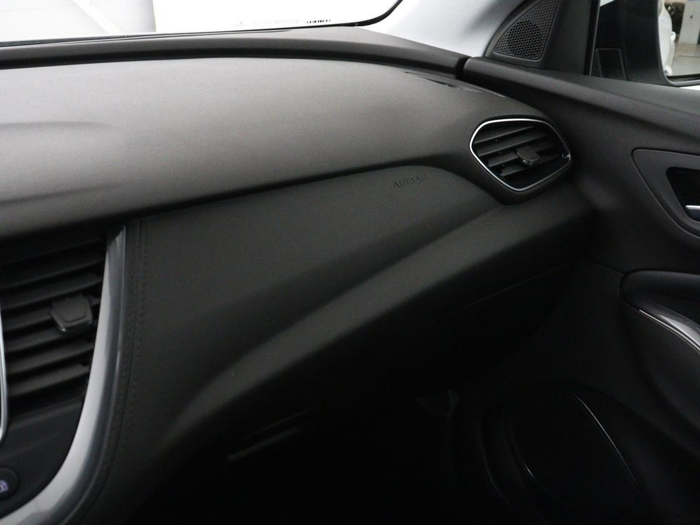 Opel Grandland X 1.6 Turbo Hybrid Business Edition | SOH 95% | Trekhaak | Navigatie | Carplay | Parkeerhulp | Full LED | Cruise control | Bluetooth | Climate control | PHEV | Plug In