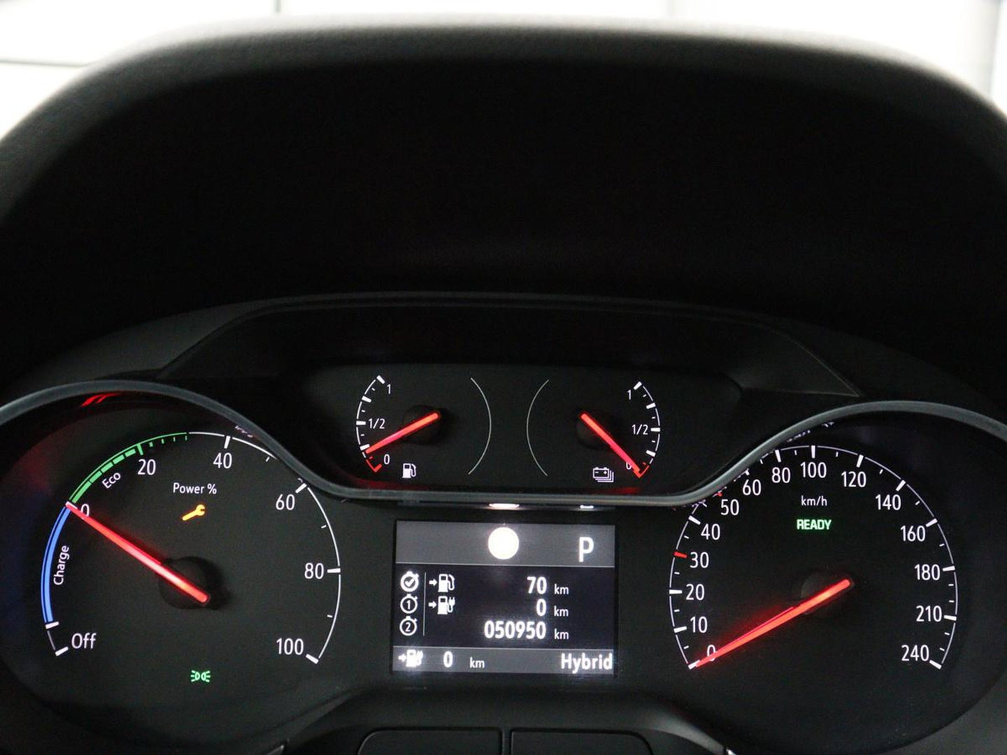 Opel Grandland X 1.6 Turbo Hybrid Business Edition | SOH 95% | Trekhaak | Navigatie | Carplay | Parkeerhulp | Full LED | Cruise control | Bluetooth | Climate control | PHEV | Plug In