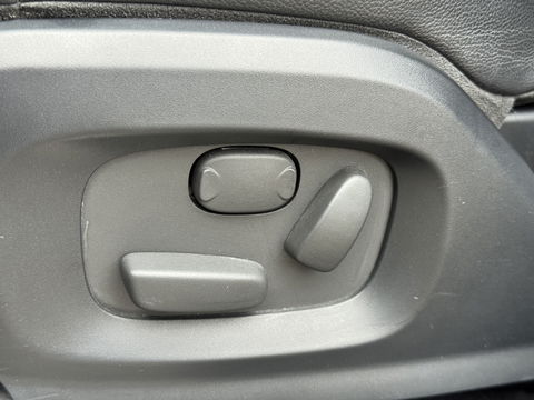 Land Rover Range Rover Evoque 2.2 TD4 4WD Dynamic Business Edition | Panoramadak | Leder | Elektrische Stoelen | Navigatie | Stoelverwarming | 20" Lichtmetaal | Camera | LED |