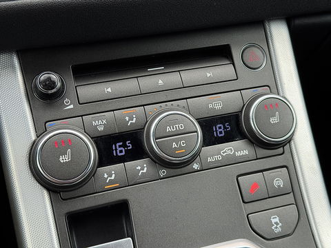 Land Rover Range Rover Evoque 2.2 TD4 4WD Dynamic Business Edition | Panoramadak | Leder | Elektrische Stoelen | Navigatie | Stoelverwarming | 20" Lichtmetaal | Camera | LED |