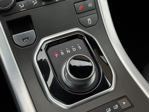 Land Rover Range Rover Evoque 2.2 TD4 4WD Dynamic Business Edition | Panoramadak | Leder | Elektrische Stoelen | Navigatie | Stoelverwarming | 20" Lichtmetaal | Camera | LED |