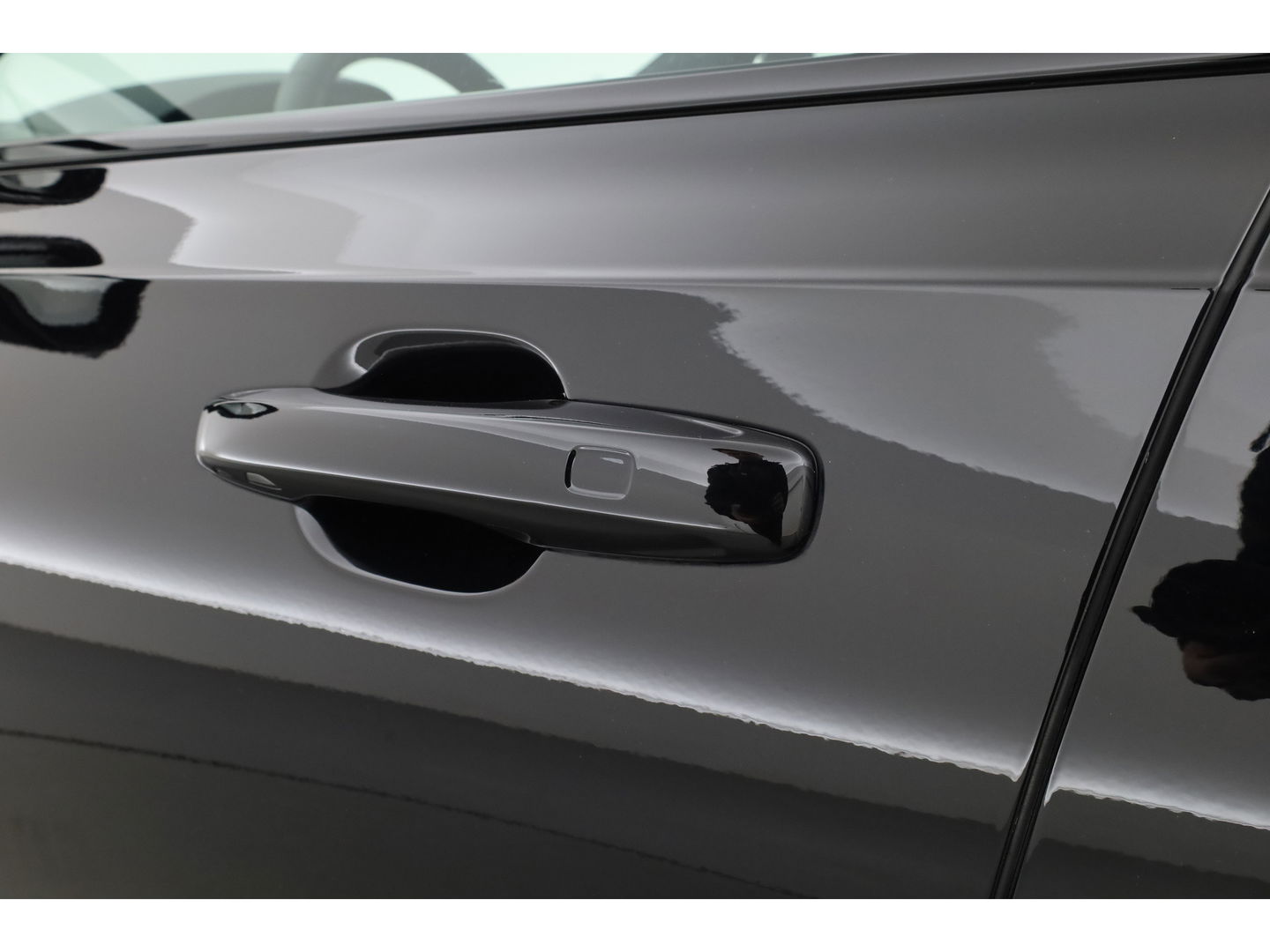 Volvo V90 2.0 T6 Plug-in hybrid AWD Ultimate Dark | Pano | 360 camera | Blis | ACC | H&K Audio | Mem Stoelen |