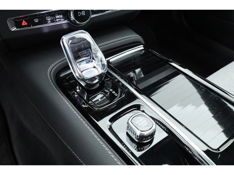 Volvo V90 2.0 T6 Plug-in hybrid AWD Ultimate Dark | Pano | 360 camera | Blis | ACC | H&K Audio | Mem Stoelen |