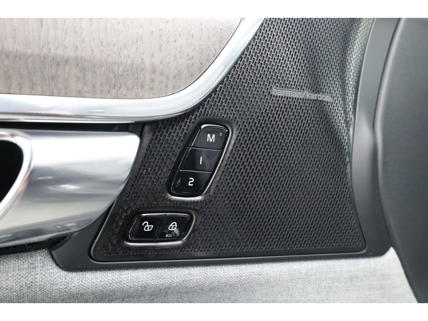 Volvo V90 2.0 T6 Plug-in hybrid AWD Ultimate Dark | Pano | 360 camera | Blis | ACC | H&K Audio | Mem Stoelen |