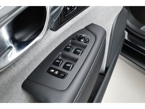 Volvo V90 2.0 T6 Plug-in hybrid AWD Ultimate Dark | Pano | 360 camera | Blis | ACC | H&K Audio | Mem Stoelen |