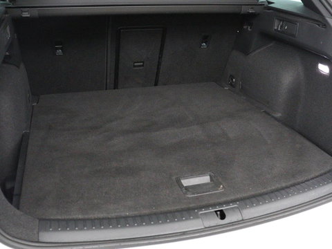 SEAT Leon 1.5 eTSI FR Intens | Carplay | Adaptive cruise | Sfeerverlichting | Navigatie | Parkeerhulp | Dodehoek detectie | Full LED | Climate control | Bluetooth