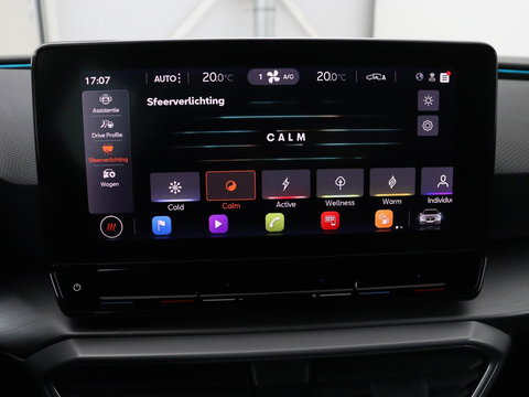 SEAT Leon 1.5 eTSI FR Intens | Carplay | Adaptive cruise | Sfeerverlichting | Navigatie | Parkeerhulp | Dodehoek detectie | Full LED | Climate control | Bluetooth