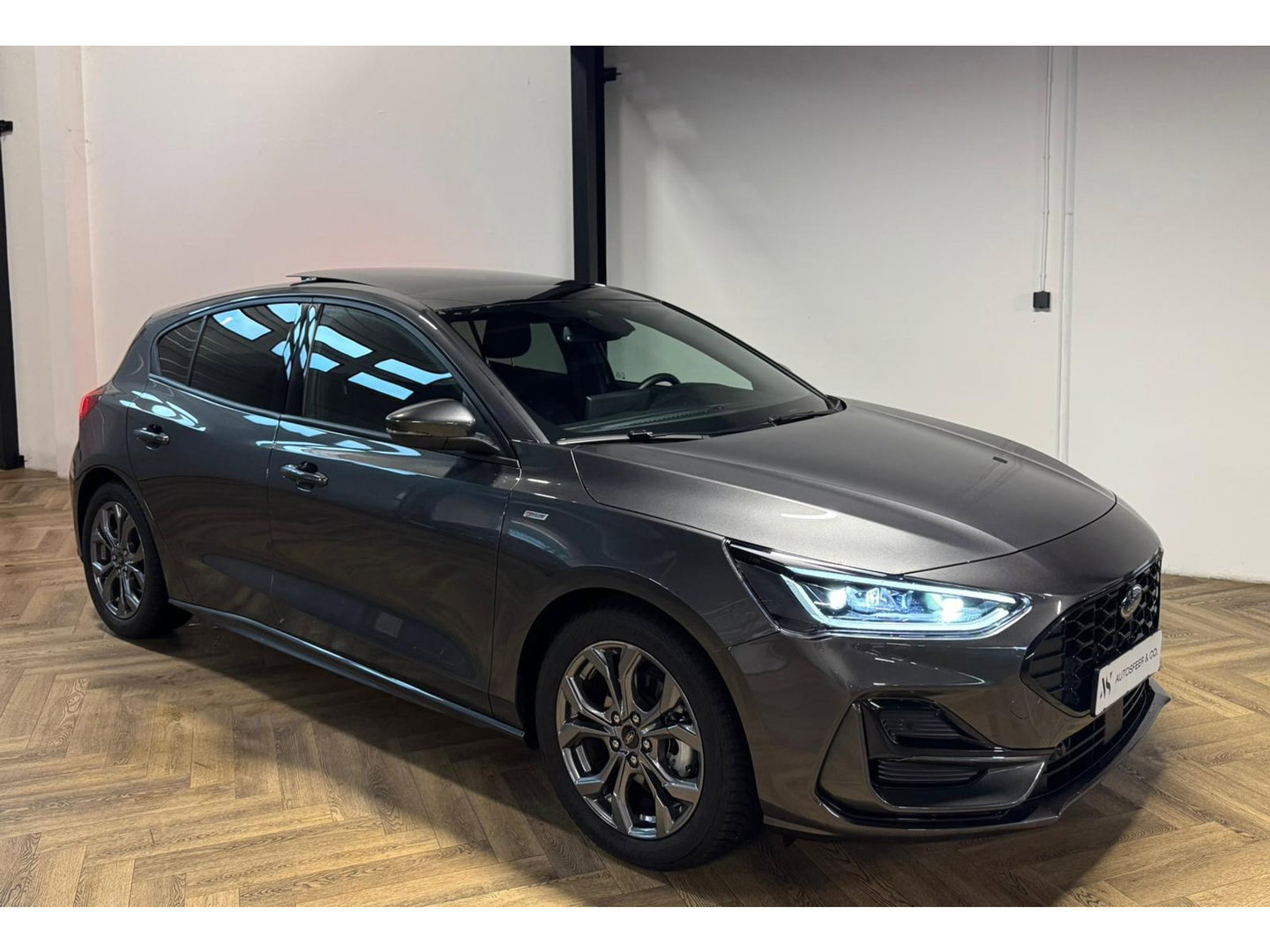 Ford Focus 1.0 EcoBoost Hybrid ST Line X PANO KEYLESS CAM