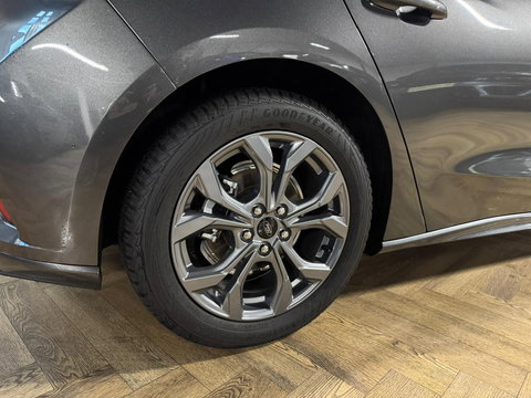 Ford Focus 1.0 EcoBoost Hybrid ST Line X PANO KEYLESS CAM