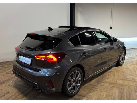 Ford Focus 1.0 EcoBoost Hybrid ST Line X PANO KEYLESS CAM