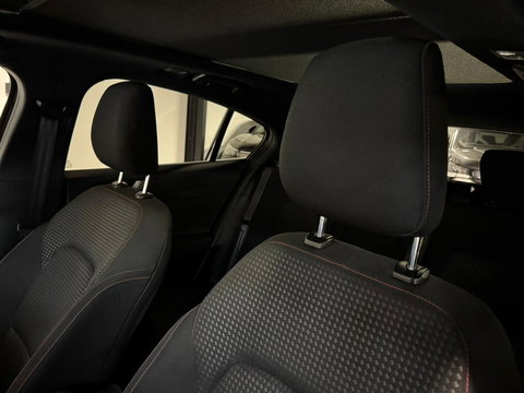Ford Focus 1.0 EcoBoost Hybrid ST Line X PANO KEYLESS CAM