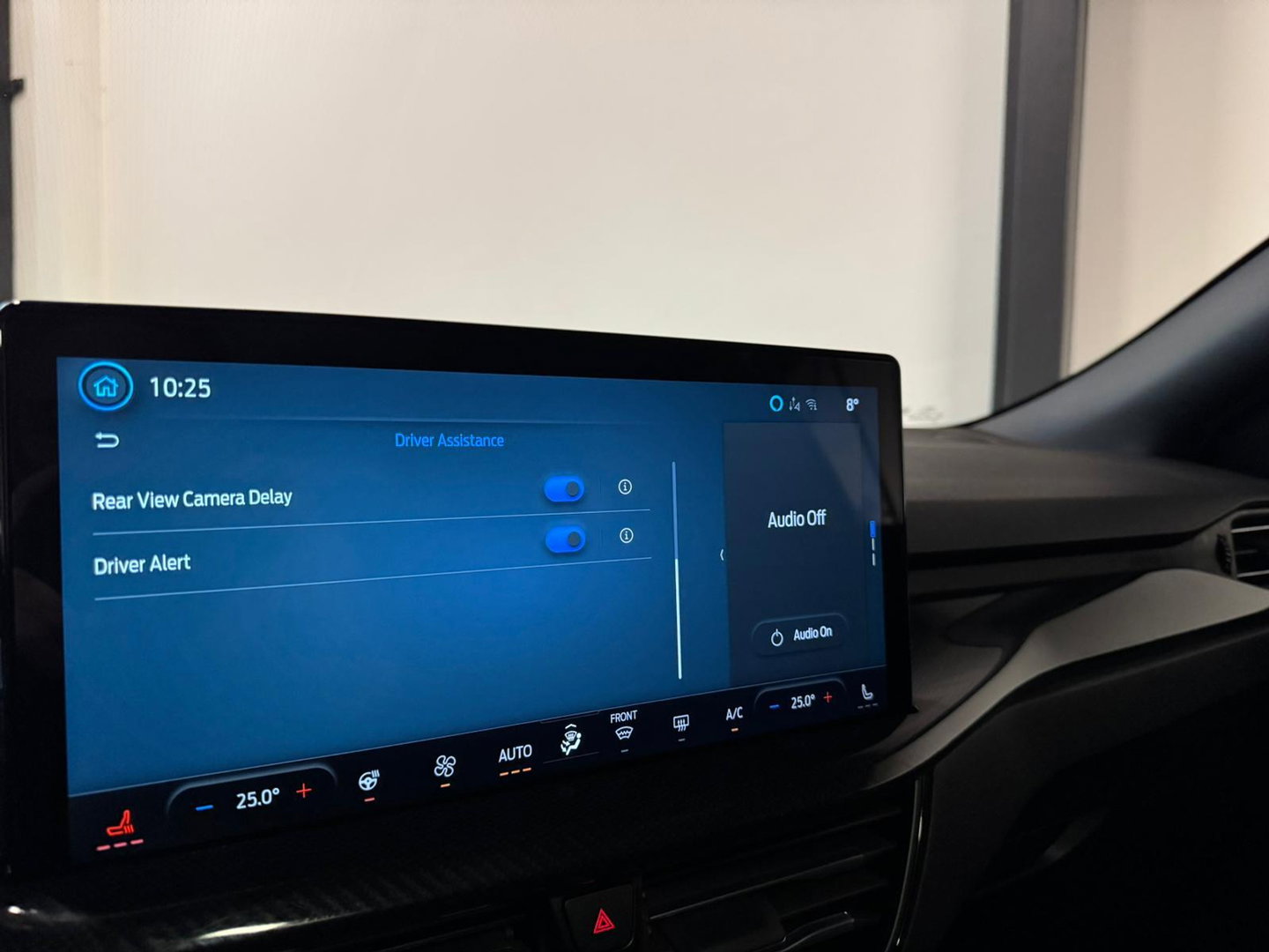 Ford Focus 1.0 EcoBoost Hybrid ST Line X PANO KEYLESS CAM