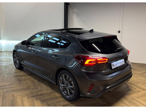 Ford Focus 1.0 EcoBoost Hybrid ST Line X PANO KEYLESS CAM