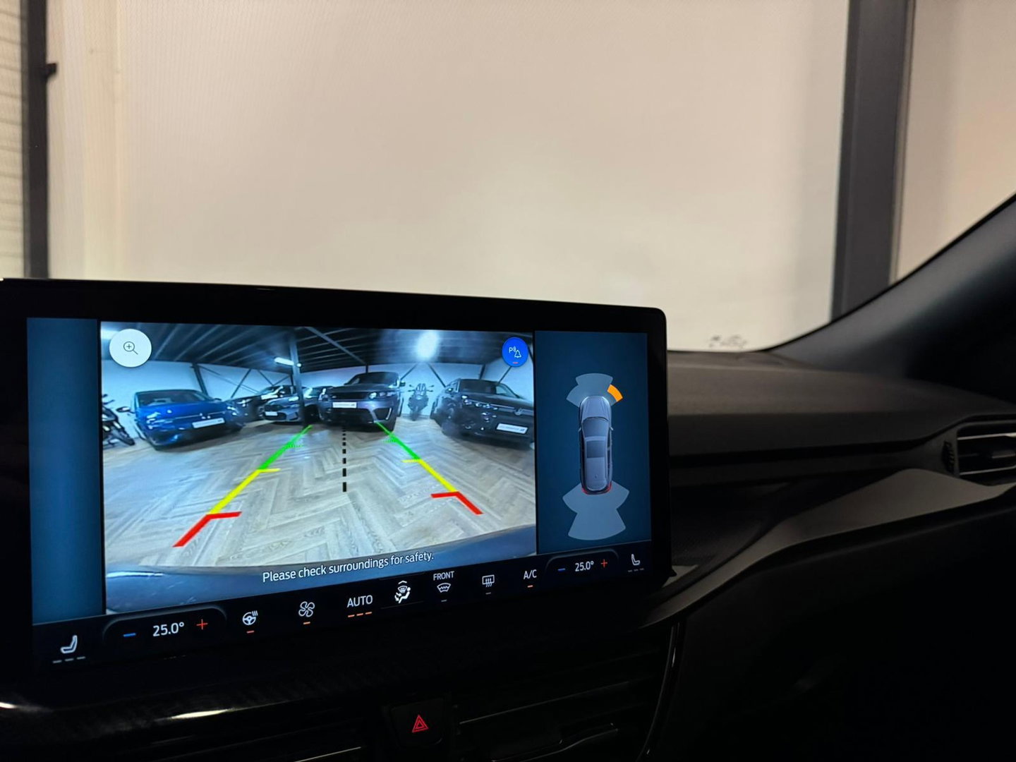 Ford Focus 1.0 EcoBoost Hybrid ST Line X PANO KEYLESS CAM