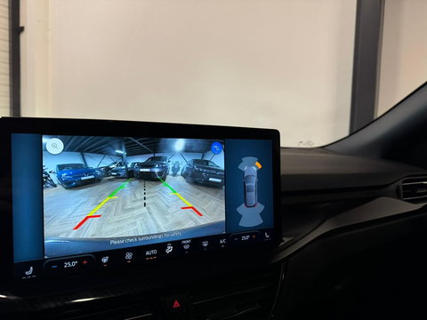 Ford Focus 1.0 EcoBoost Hybrid ST Line X PANO KEYLESS CAM