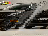 Jeep Compass - 4xe 240 Plug-in Hybrid Electric Upland 240Pk Automaat (VIRTUAL COCKPIT, APPLE CARPLAY, GROOT NAVI, 360 CAMERA, LEDER, SPORTSTOELEN, ADAPTIVE CRUISE, GETINT GLAS, NIEUWSTAAT)