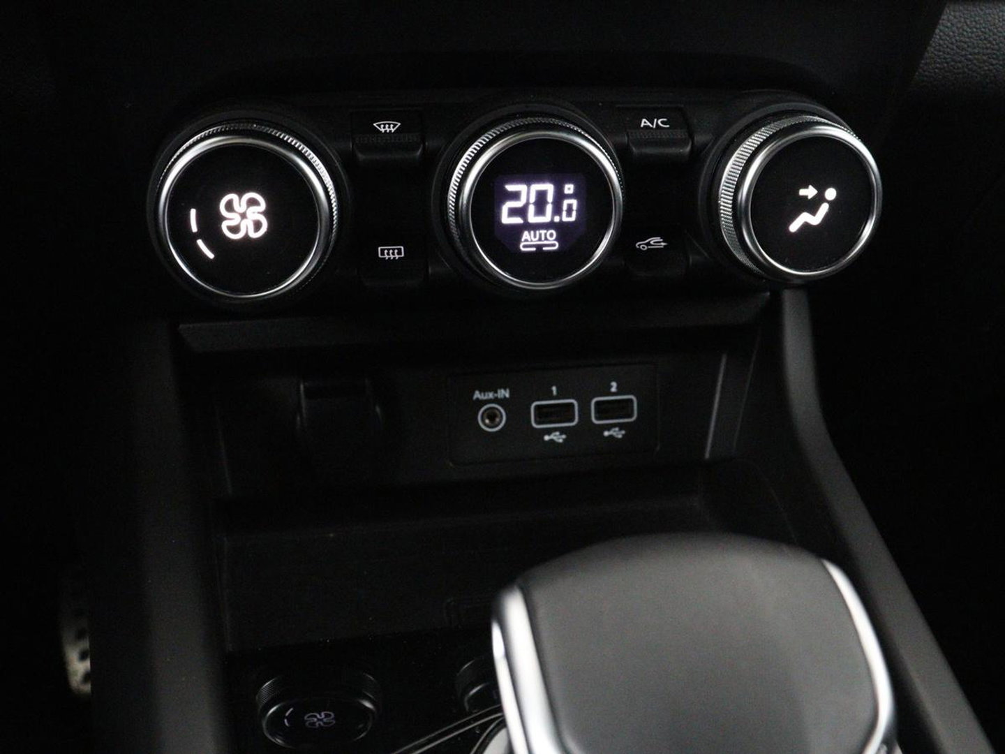 Renault Arkana 1.6 E-Tech Hybrid 145 R.S. Line | Panoramadak | Leder/Alcantara | Trekhaak | Stoelverwarming | Adaptive cruise | Camera | Carplay | Keyless | Park Assist | Full LED | Navigatie