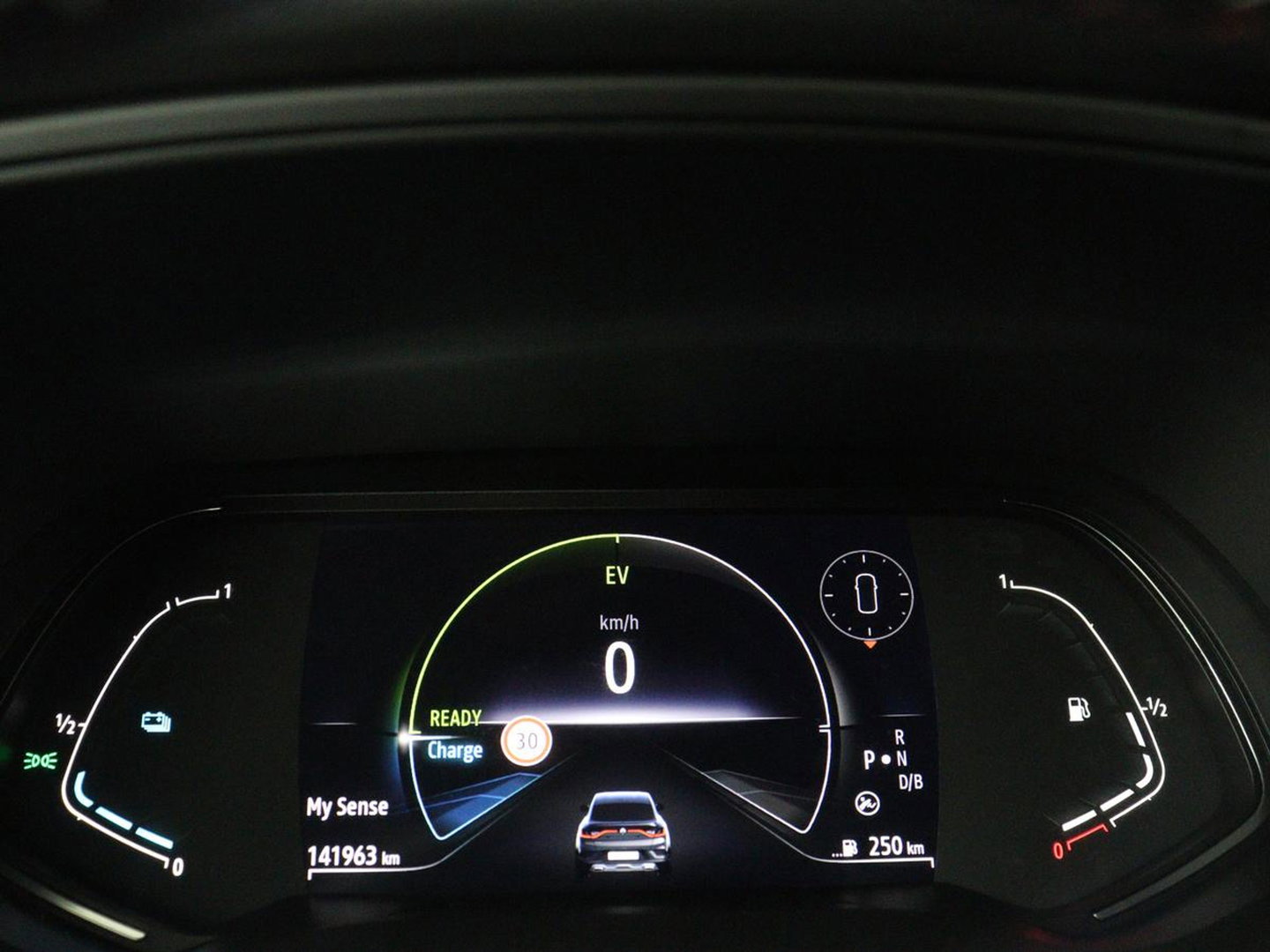 Renault Arkana 1.6 E-Tech Hybrid 145 R.S. Line | Panoramadak | Leder/Alcantara | Trekhaak | Stoelverwarming | Adaptive cruise | Camera | Carplay | Keyless | Park Assist | Full LED | Navigatie