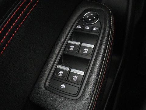 Renault Arkana 1.6 E-Tech Hybrid 145 R.S. Line | Panoramadak | Leder/Alcantara | Trekhaak | Stoelverwarming | Adaptive cruise | Camera | Carplay | Keyless | Park Assist | Full LED | Navigatie