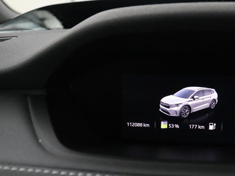 Škoda Enyaq iV 80 Sportline | SOH 91% | Panoramdak | Head-Up | Trekhaak | Adaptive cruise | 360 Camera | Stoelverwarming | Matrix LED | Memory | Carplay | Navigatie | Alcantara