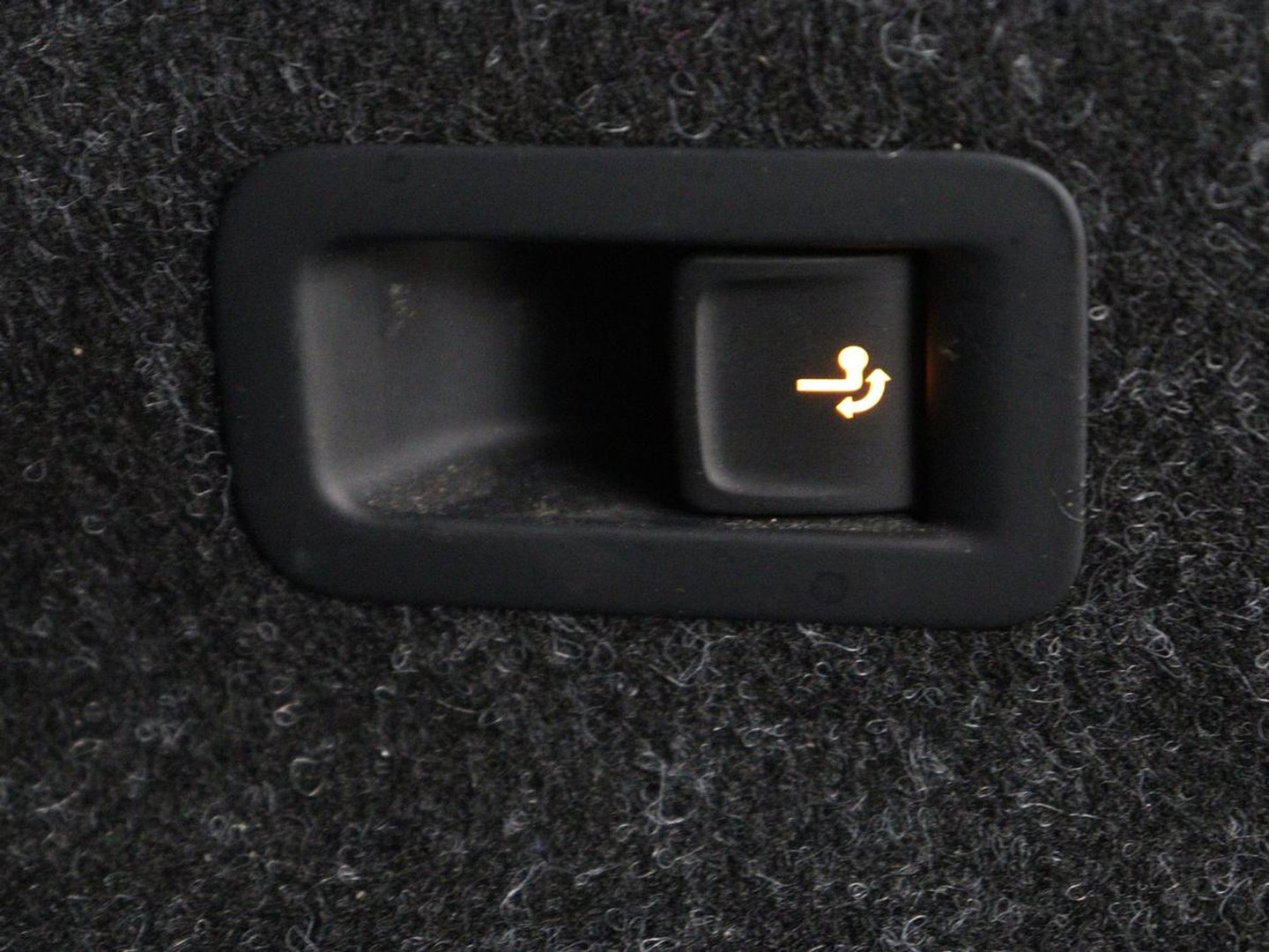 Škoda Enyaq iV 80 Sportline | SOH 91% | Panoramdak | Head-Up | Trekhaak | Adaptive cruise | 360 Camera | Stoelverwarming | Matrix LED | Memory | Carplay | Navigatie | Alcantara