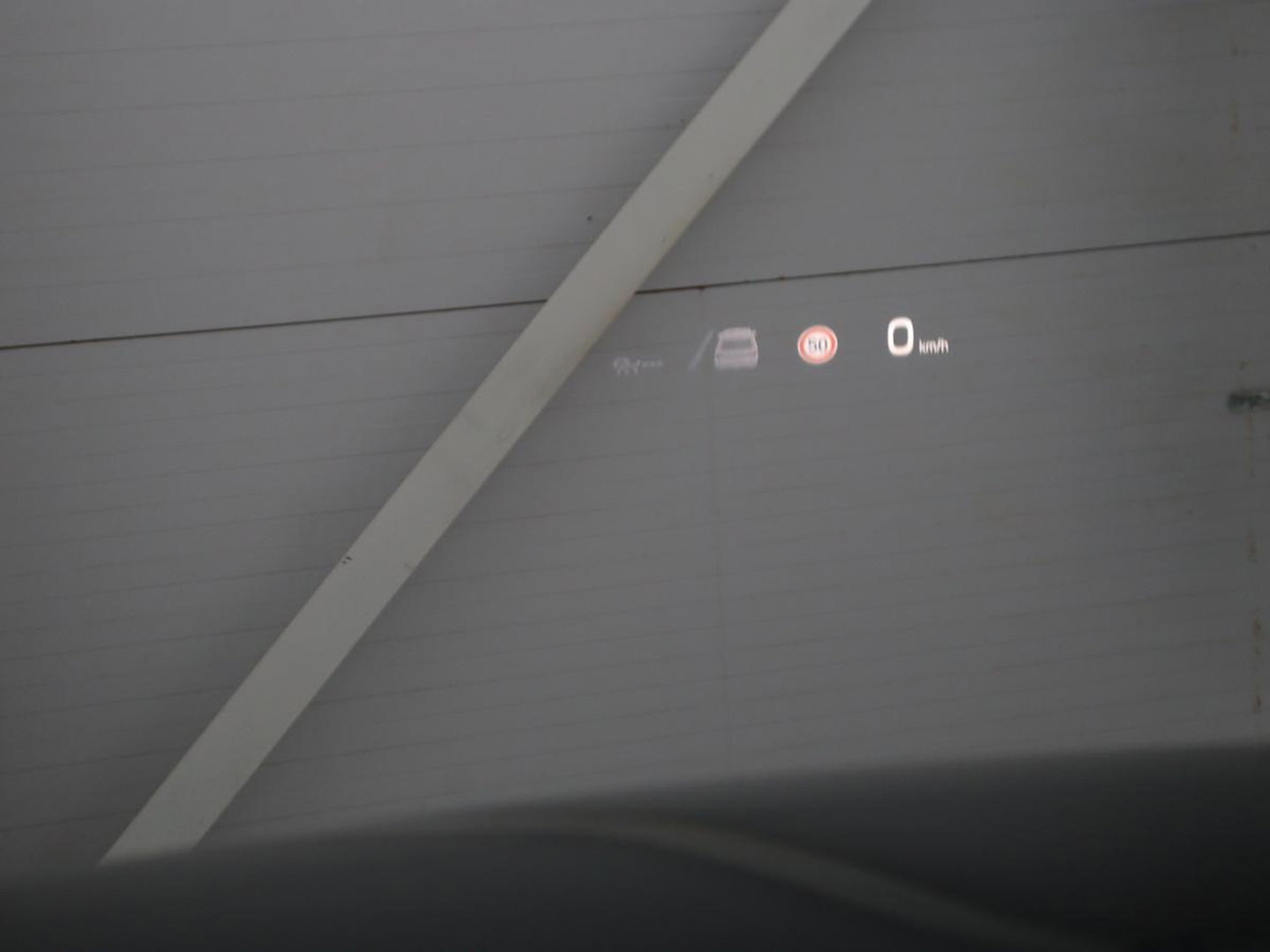 Škoda Enyaq iV 80 Sportline | SOH 91% | Panoramdak | Head-Up | Trekhaak | Adaptive cruise | 360 Camera | Stoelverwarming | Matrix LED | Memory | Carplay | Navigatie | Alcantara