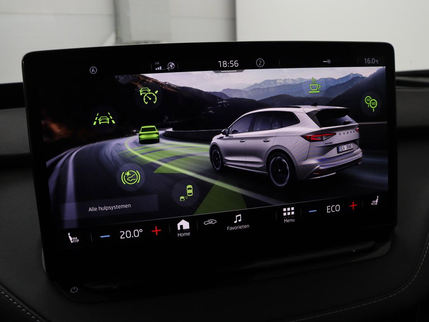 Škoda Enyaq iV 80 Sportline | SOH 91% | Panoramdak | Head-Up | Trekhaak | Adaptive cruise | 360 Camera | Stoelverwarming | Matrix LED | Memory | Carplay | Navigatie | Alcantara