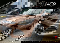 Ford Kuga - 1.5 Titanium Plus 150PK | Trekhaak | 2000KG Trekgewicht | NIEUW APK | Stoelverwarming | Voorruitverwarming | Parkeersensoren Voor en Achter | Navigatie | Cruise Control |