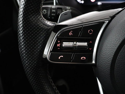 Kia ProCeed 1.5 T-GDI GT-PlusLine | Panoramadak | Trekhaak | Stoelverwarming | Leder/Alcantara | Adaptive cruise | Camera | Carplay | Keyless | Memory | JBL Sound | Full LED | Navigatie