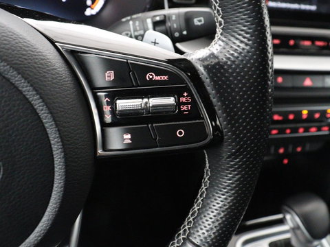 Kia ProCeed 1.5 T-GDI GT-PlusLine | Panoramadak | Trekhaak | Stoelverwarming | Leder/Alcantara | Adaptive cruise | Camera | Carplay | Keyless | Memory | JBL Sound | Full LED | Navigatie
