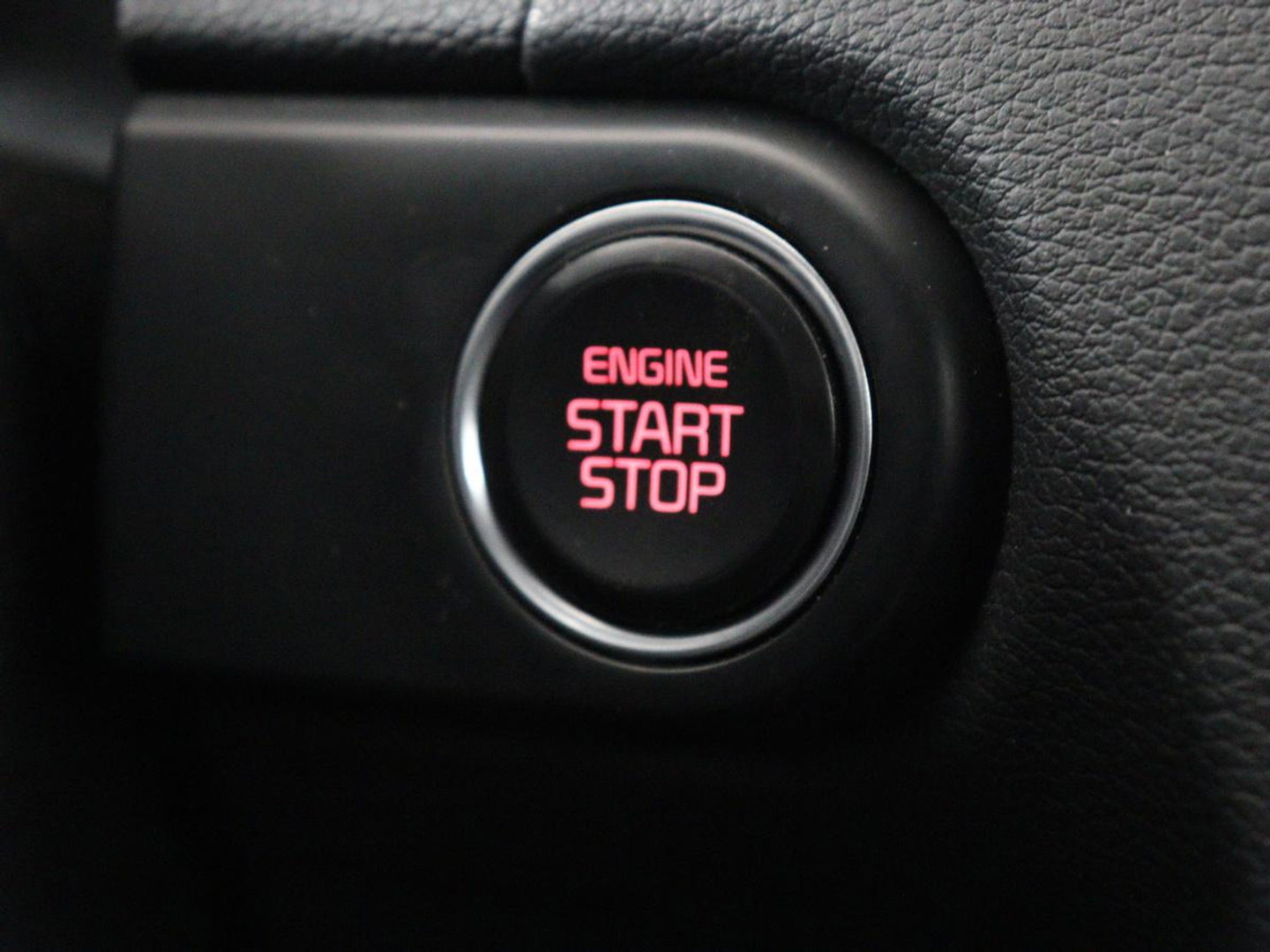 Kia ProCeed 1.5 T-GDI GT-PlusLine | Panoramadak | Trekhaak | Stoelverwarming | Leder/Alcantara | Adaptive cruise | Camera | Carplay | Keyless | Memory | JBL Sound | Full LED | Navigatie