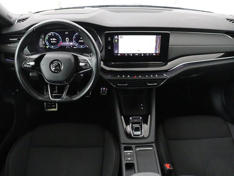 Škoda Octavia 1.4 TSI iV PHEV Sportline | SOH 92% | Head-Up | Adaptive Cruise | Carplay | Stoelverwarming | Side Assist | Memory | Navigatie | Full LED | Sfeerverlichting | Canton Sound | PHEV | Plug In