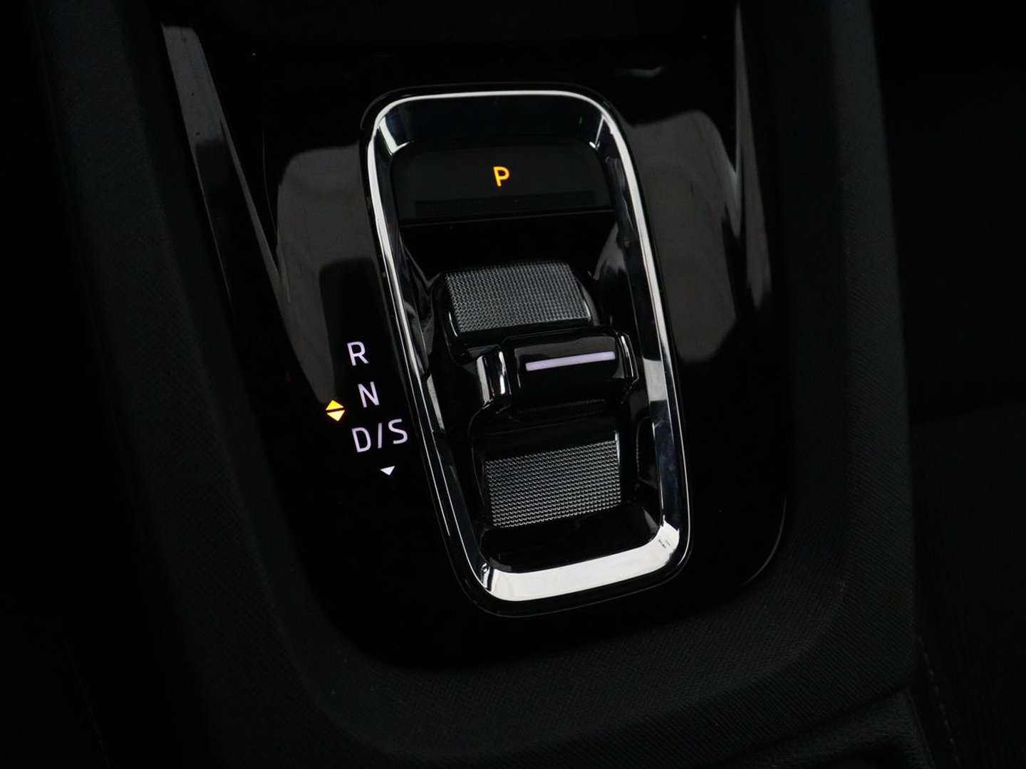 Škoda Octavia 1.4 TSI iV PHEV Sportline | SOH 92% | Head-Up | Adaptive Cruise | Carplay | Stoelverwarming | Side Assist | Memory | Navigatie | Full LED | Sfeerverlichting | Canton Sound | PHEV | Plug In