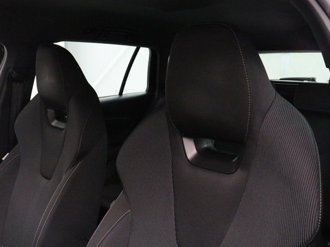 Škoda Octavia 1.4 TSI iV PHEV Sportline | SOH 92% | Head-Up | Adaptive Cruise | Carplay | Stoelverwarming | Side Assist | Memory | Navigatie | Full LED | Sfeerverlichting | Canton Sound | PHEV | Plug In