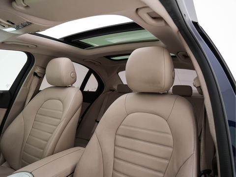 Mercedes-Benz C-Klasse 350 e Lease Edition Aut. *PANO | LUXURY-LEATHER | BURMESTER-AUDIO | FULL-LED | NAVI-FULLMAP | HEATED-SPORTSEATS | CAMERA | AIRMATIC | PRIVACY-GLASS | ECC | CRUISE | KEYLESS | 17''ALU*