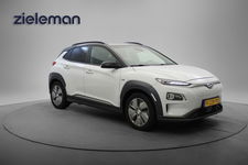 Hyundai Kona - Electric Premium 64 kWh Fase 3 - Carplay, Camera, Leer, Stoelverw. SOH 97,1%
