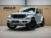 Jeep Wrangler - Unlimited 4xe 380 Sahara | Corse Edition Custom Made | Hybride | Stuur- en Stoelverwarming | Achteruitrijcamera |
