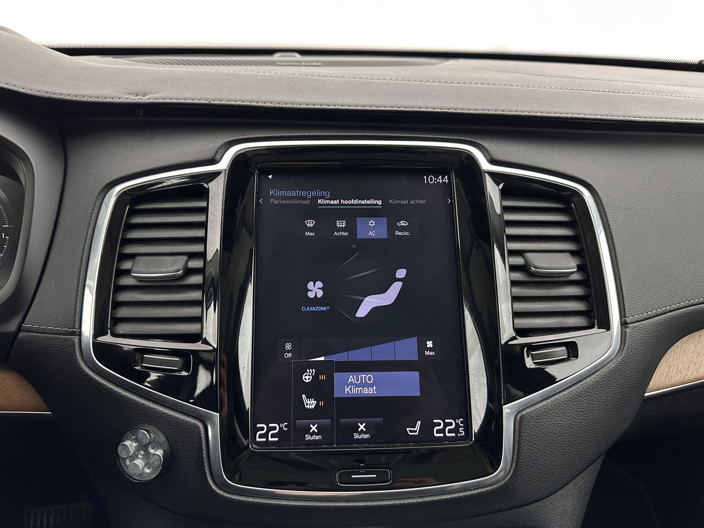 Volvo XC90 2.0 T8 Twin Engine AWD Inscription Aut.*PANO | HEAD-UP | LEATHER | FULL-LED | MEMORY-PACK | DIGI-COCKPIT | HARMAN/KARDON | CAMERA | HEATED-COMFORTSEATS | LANE-ASSIST | CARPLAY | AIR-SUSPENSION | ECC | PDC | CRUISE | TOWBAR | 2