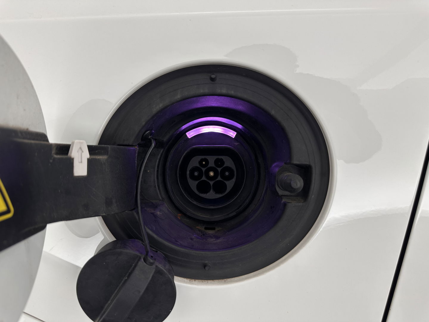 Volvo XC90 2.0 T8 Twin Engine AWD Inscription Aut.*PANO | HEAD-UP | LEATHER | FULL-LED | MEMORY-PACK | DIGI-COCKPIT | HARMAN/KARDON | CAMERA | HEATED-COMFORTSEATS | LANE-ASSIST | CARPLAY | AIR-SUSPENSION | ECC | PDC | CRUISE | TOWBAR | 2