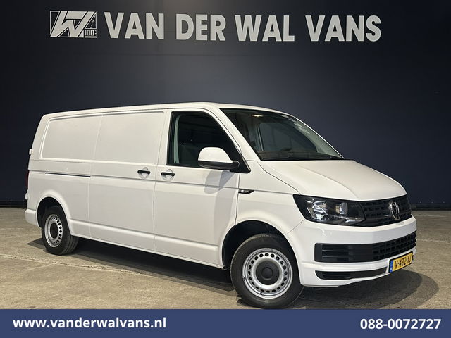 Volkswagen Transporter - 2.0 TDI L2H1 Euro6 Airco | Camera | Apple Carplay | Trekhaak | Cruisecontrol Android Auto, Bijrijdersbank