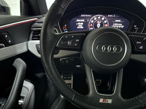 Audi A4 Avant 2.0 TFSI Quattro S-Line Pano ACC Massage Carplay