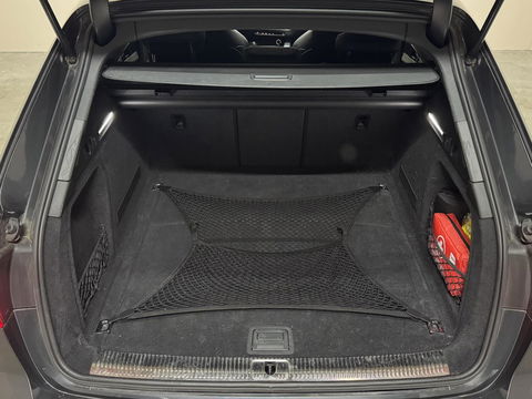 Audi A4 Avant 2.0 TFSI Quattro S-Line Pano ACC Massage Carplay