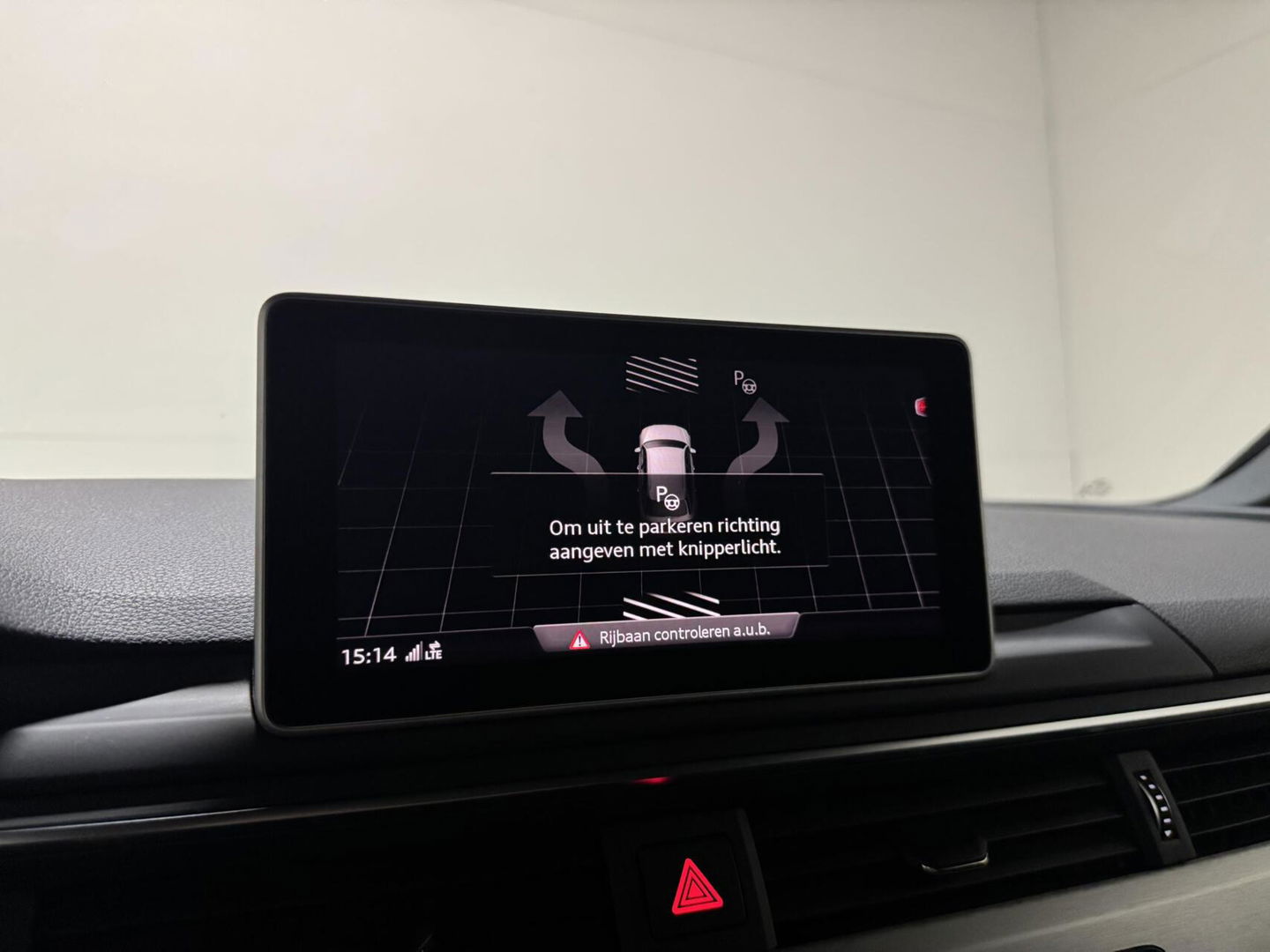 Audi A4 Avant 2.0 TFSI Quattro S-Line Pano ACC Massage Carplay