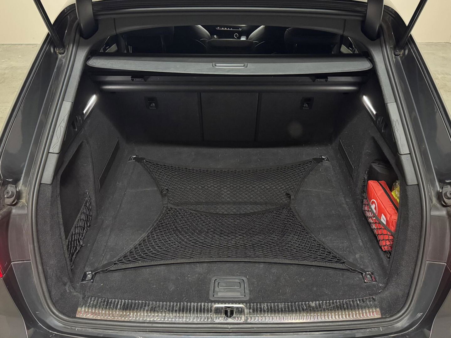 Audi A4 Avant 2.0 TFSI Quattro S-Line Pano ACC Massage Carplay