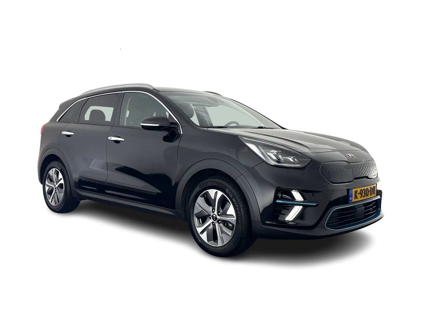 Kia e-Niro ExecutiveLine 64 kWh [ 3-Fase ] {SOH-100%} (INCL-BTW) Aut.*LEATHER | FULL-LED | NAVI-FULLMAP | ADAPTIVE-CRUISE | CAMERA | MEMORY-PACK | LANE-ASSIST | KEYLESS | DIGI-COCKPIT | PRIVACYGLASS | SHIFTPADDLES | 17"ALU*