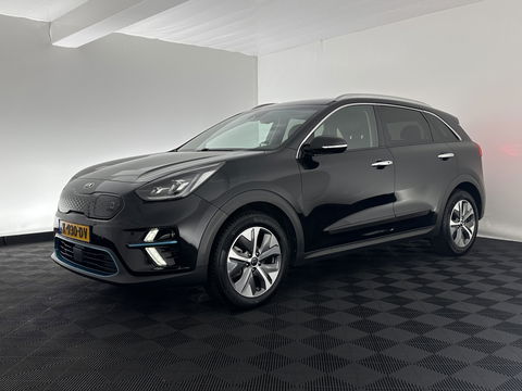 Kia e-Niro ExecutiveLine 64 kWh [ 3-Fase ] {SOH-100%} (INCL-BTW) Aut.*LEATHER | FULL-LED | NAVI-FULLMAP | ADAPTIVE-CRUISE | CAMERA | MEMORY-PACK | LANE-ASSIST | KEYLESS | DIGI-COCKPIT | PRIVACYGLASS | SHIFTPADDLES | 17"ALU*